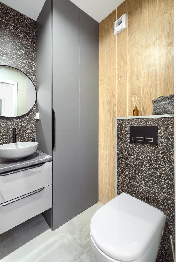 Apartment Navy Blue Dream - - Basen - Parking